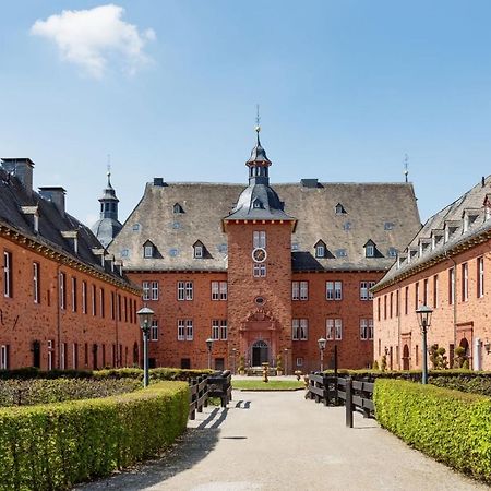 Ferienwohnung Saalstube - Schloss Adolphsburg Кірхгундем Екстер'єр фото