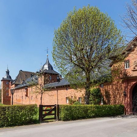 Ferienwohnung Saalstube - Schloss Adolphsburg Кірхгундем Екстер'єр фото