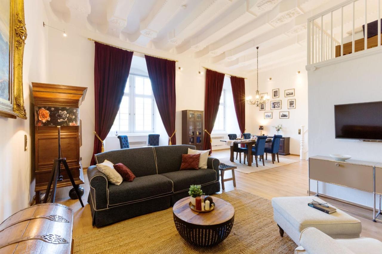 Ferienwohnung Saalstube - Schloss Adolphsburg Кірхгундем Екстер'єр фото
